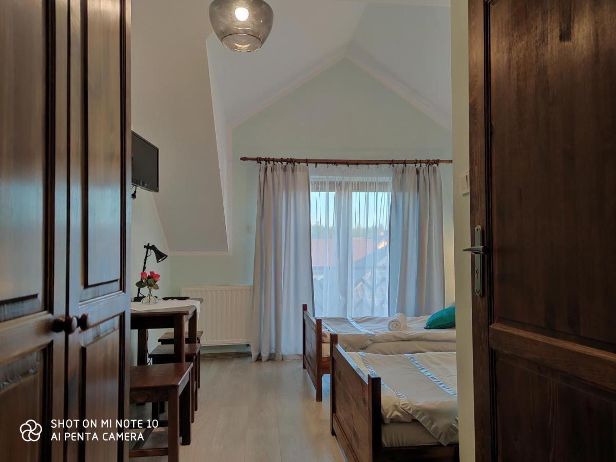 Pensjonat Koliber Sobkow Bagian luar foto